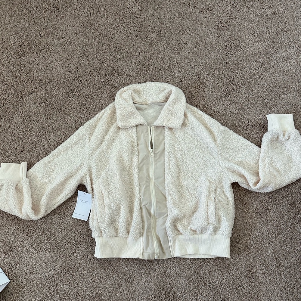 Women's Cream Sherpa Jacket